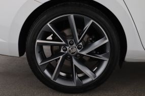 Škoda Superb - 2024