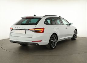 Škoda Superb - 2024