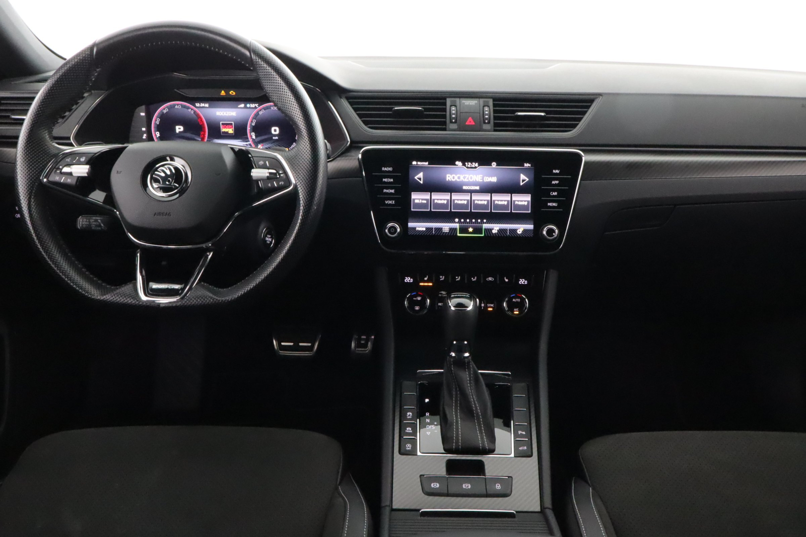 Škoda Superb - 2024