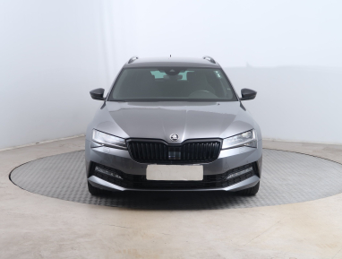 Škoda Superb - 2024
