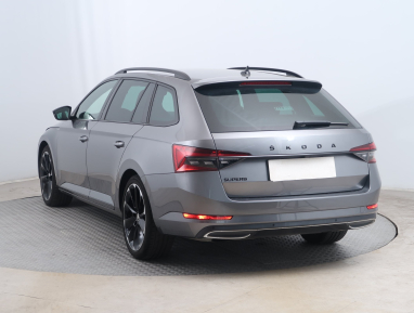 Škoda Superb - 2024