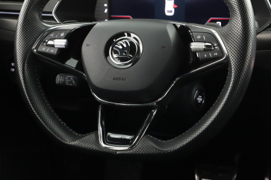 Škoda Superb - 2024