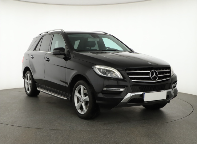 Mercedes-Benz ML 2013