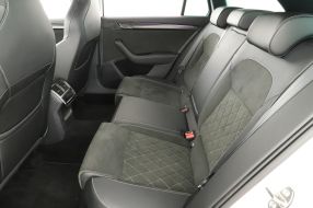 Škoda Superb - 2024