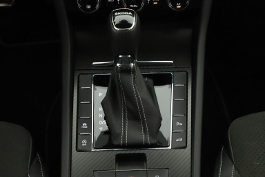 Škoda Superb - 2024