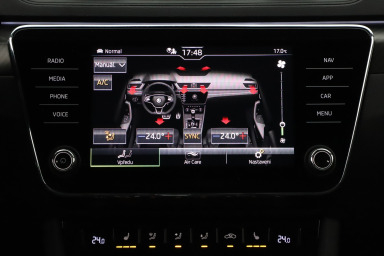 Škoda Superb - 2024
