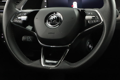 Škoda Superb - 2024