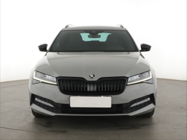 Škoda Superb - 2024