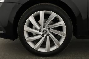 Škoda Octavia - 2023