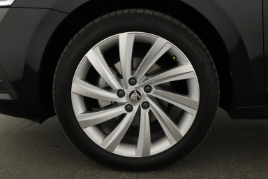 Škoda Octavia - 2023