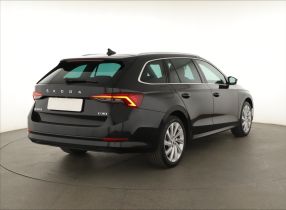 Škoda Octavia - 2023