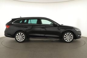 Škoda Octavia - 2023