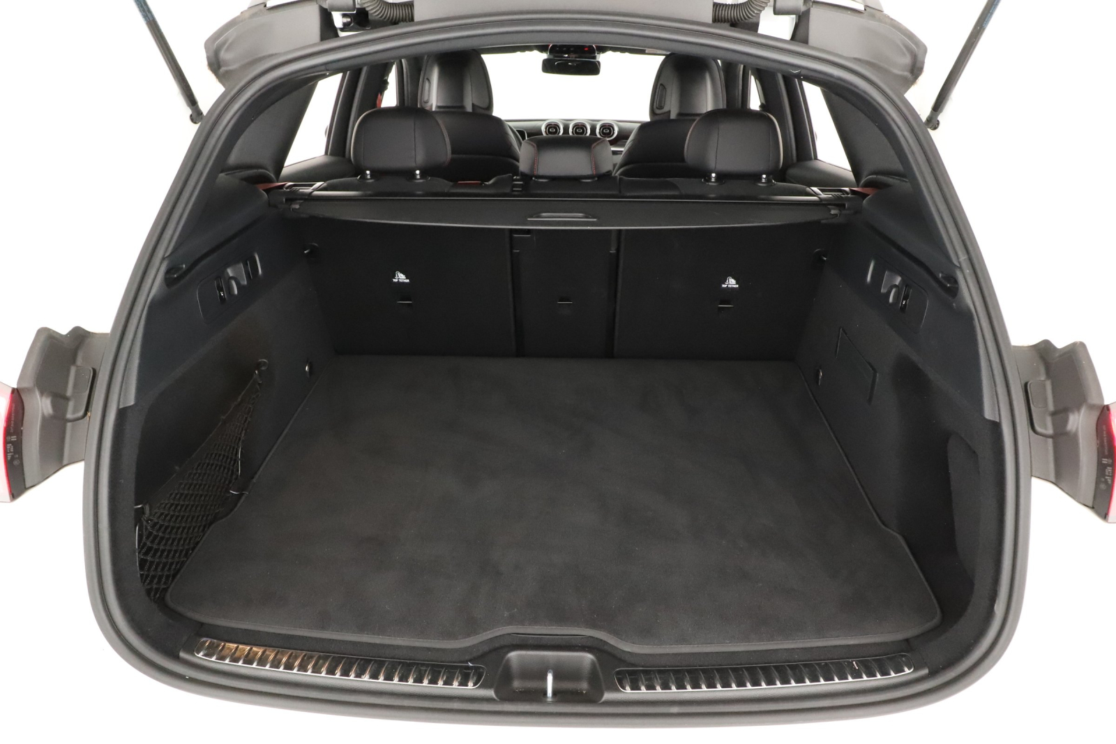 Mercedes-Benz GLC - 2024