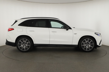 Mercedes-Benz GLC - 2024