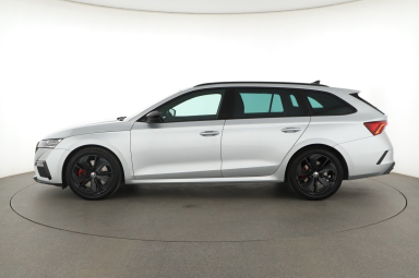Škoda Octavia - 2023