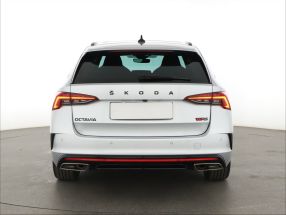 Škoda Octavia - 2023