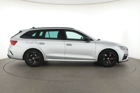 Škoda Octavia - 2023