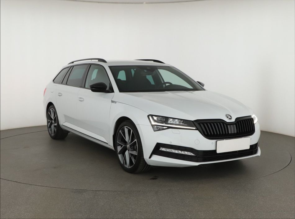 Skoda Superb - 2023