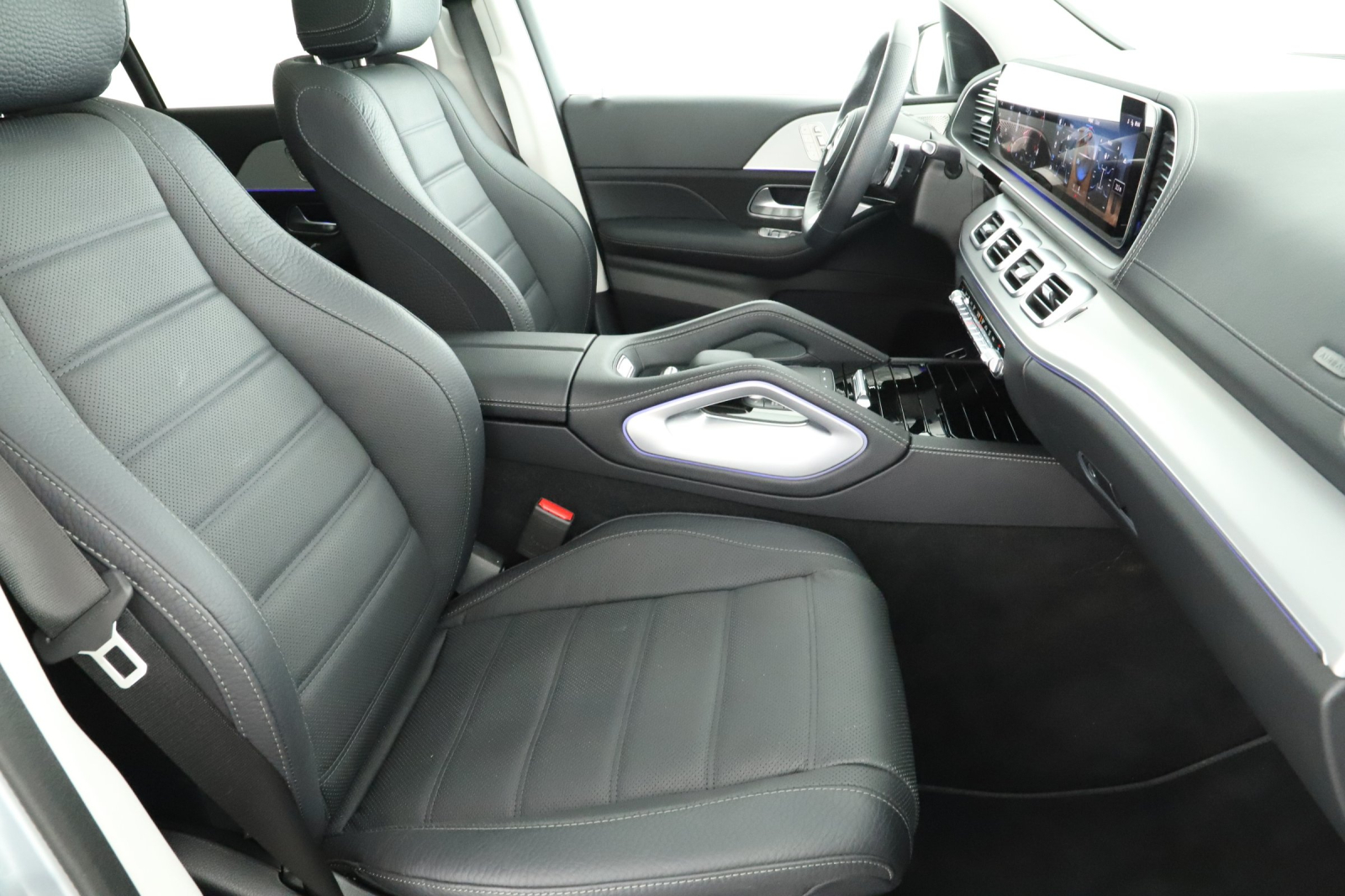 Mercedes-Benz GLS - 2024