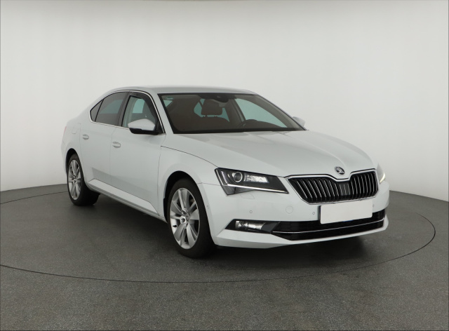 Skoda Superb 2016