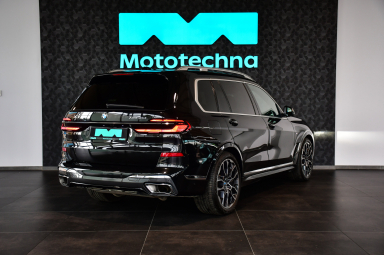 BMW X7 - 2024
