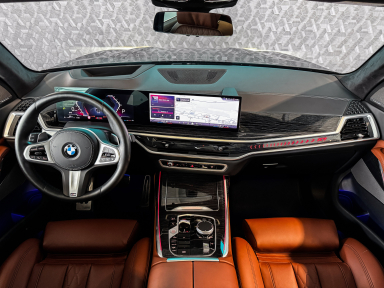 BMW X7 - 2024