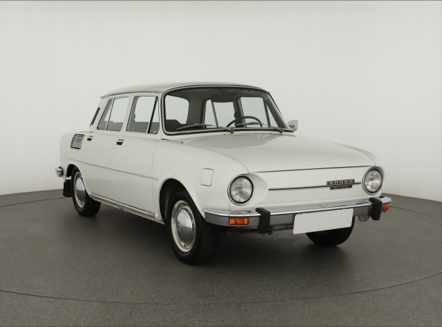 Škoda 100