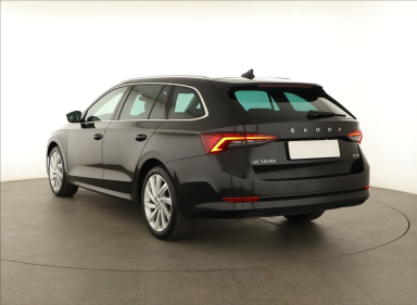 Škoda Octavia - 2024