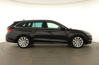 Škoda Octavia - 2024