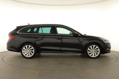 Škoda Octavia - 2024