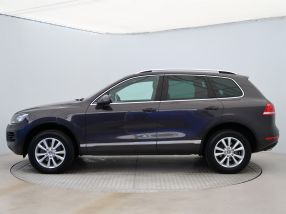 Volkswagen Touareg - 2012