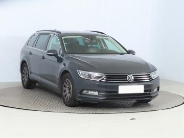 Volkswagen Passat, 2015
