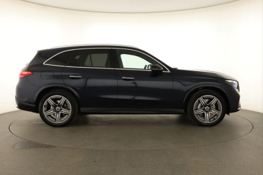 Mercedes-Benz GLC - 2024