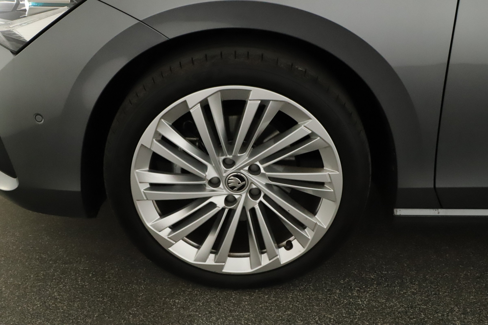 Škoda Superb - 2024
