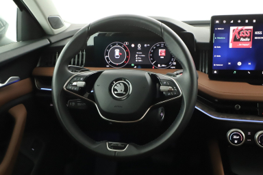 Škoda Superb - 2024