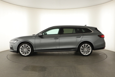 Škoda Superb - 2024