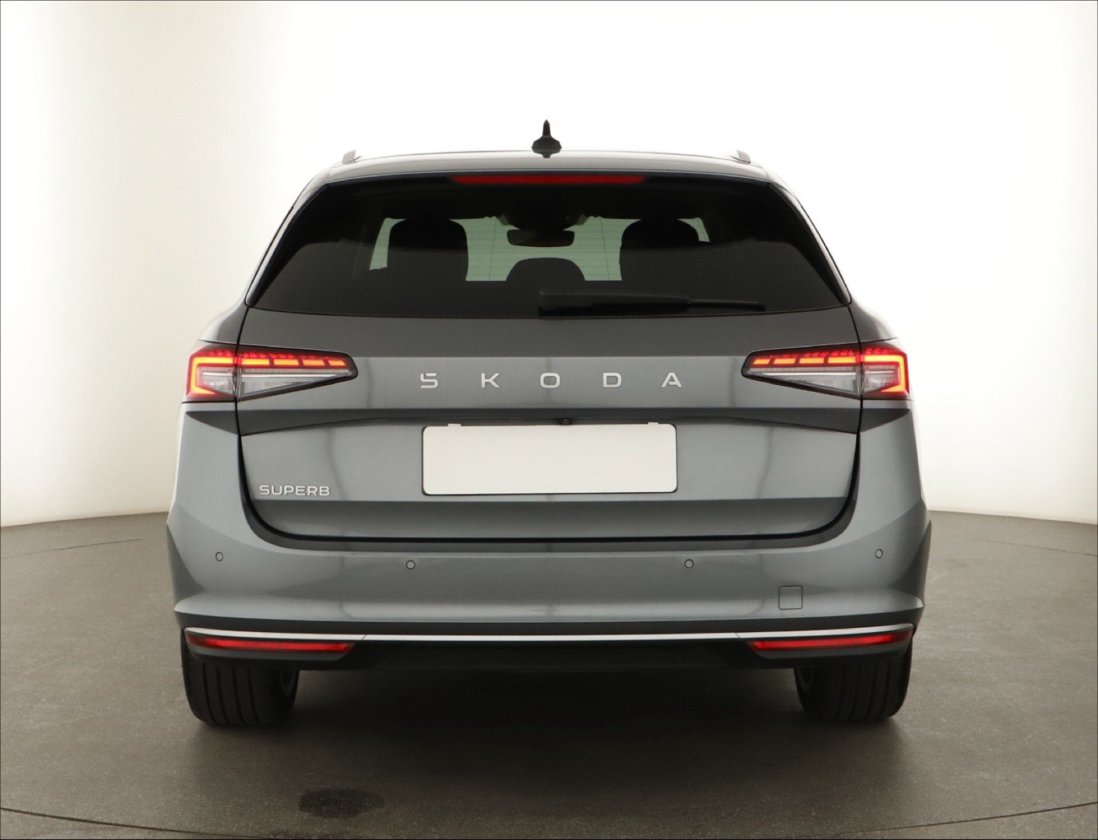 Škoda Superb - 2024