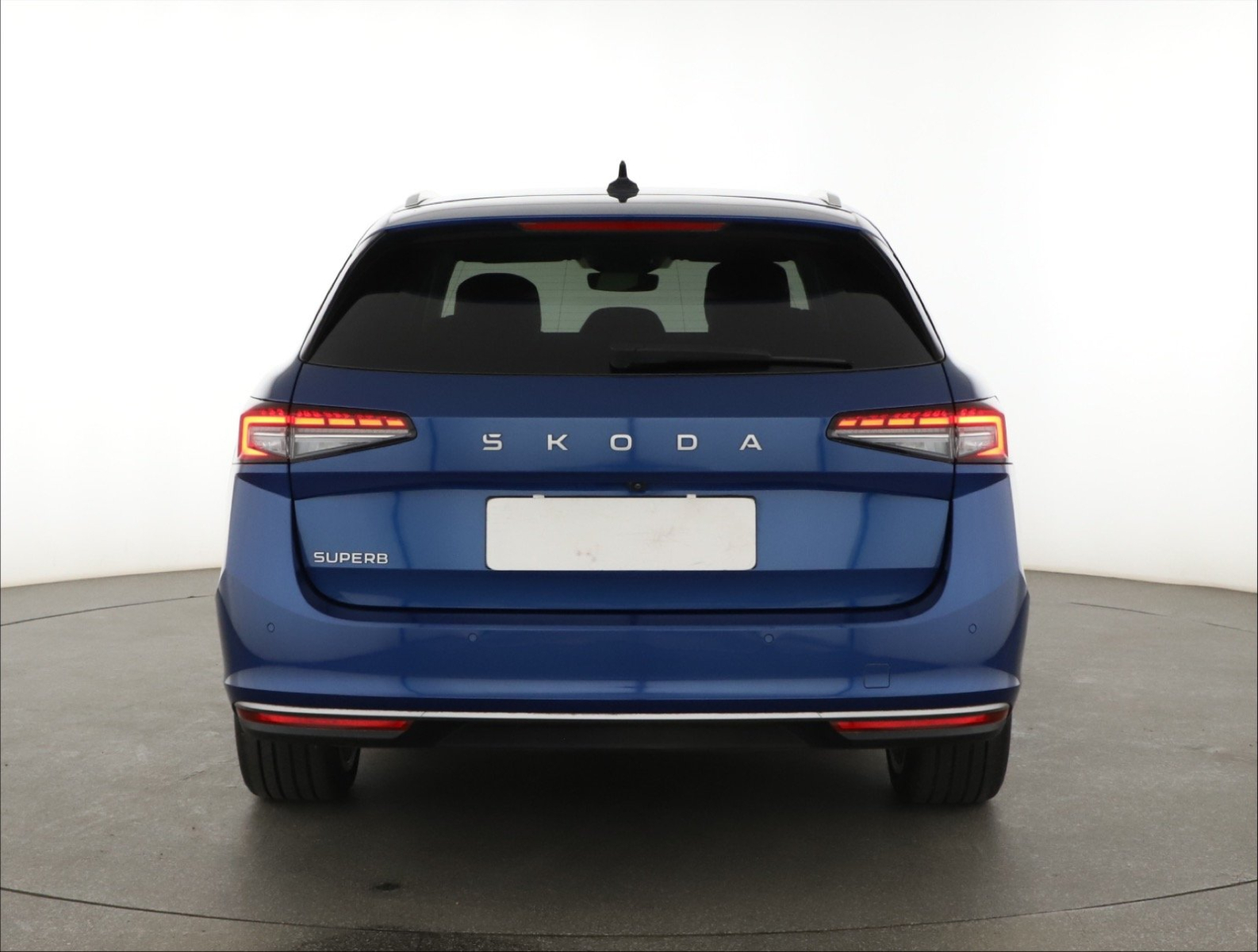Škoda Superb - 2024