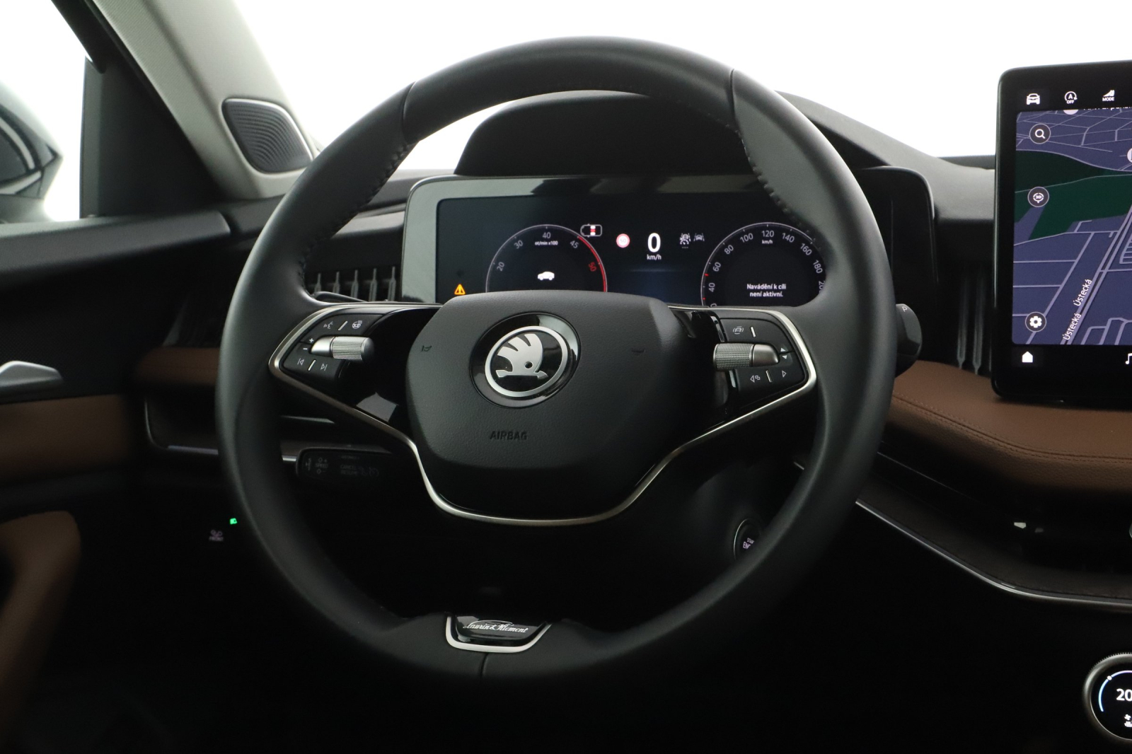 Škoda Superb - 2024