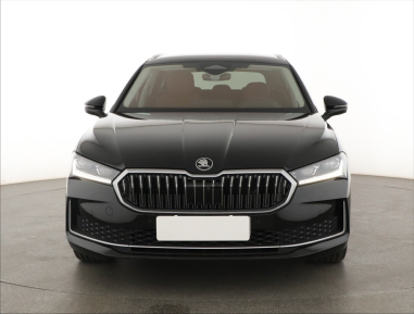 Škoda Superb - 2024