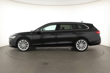 Škoda Superb - 2024