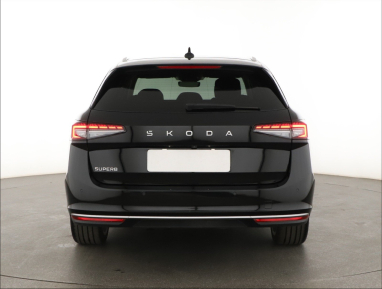 Škoda Superb - 2024