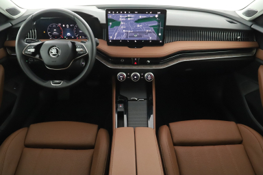 Škoda Superb - 2024