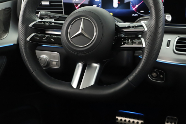 Mercedes-Benz GLS - 2024