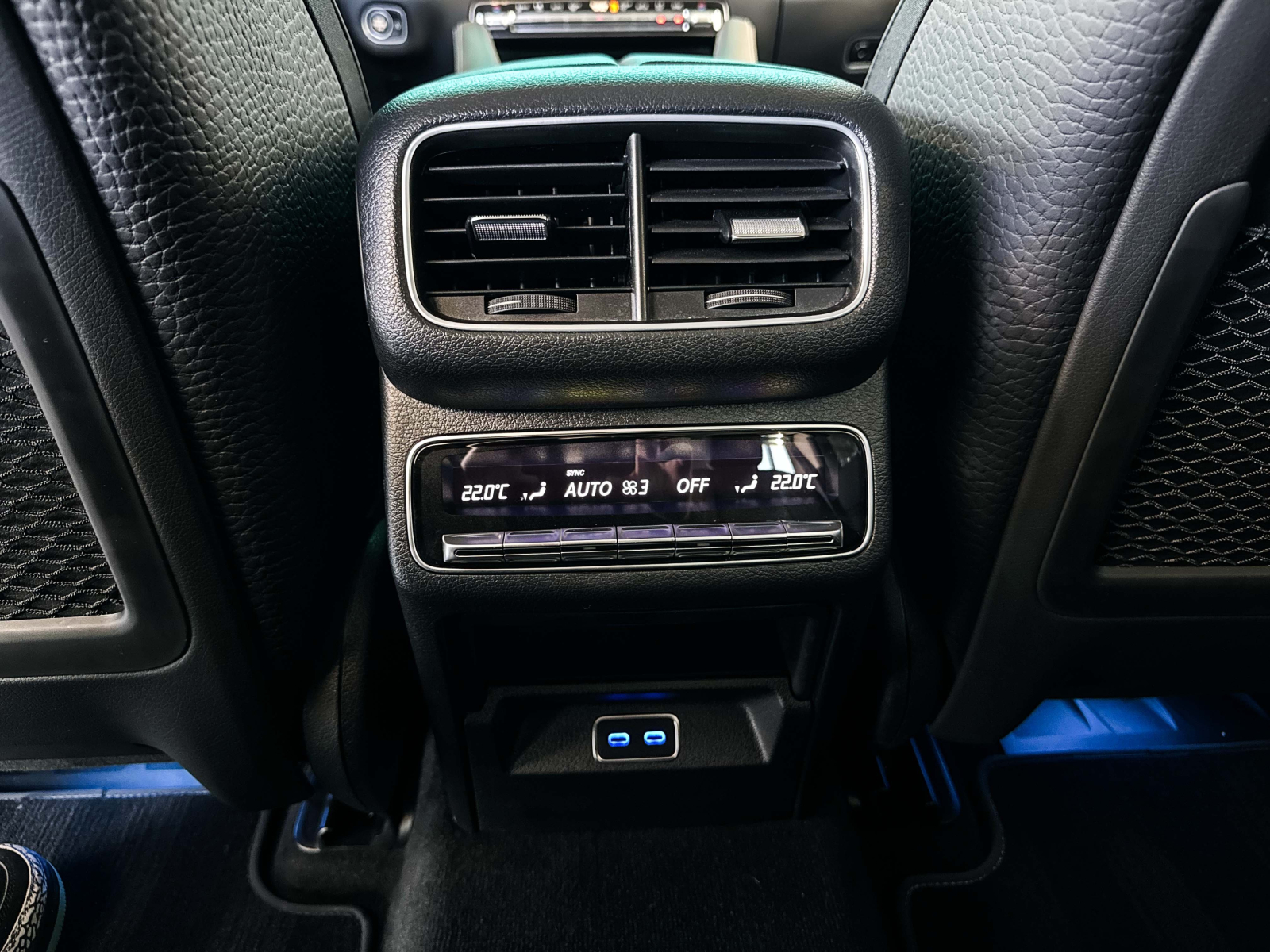 Mercedes-Benz GLS - 2024