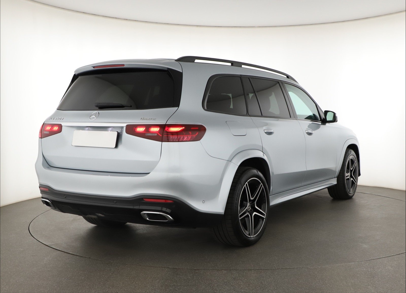 Mercedes-Benz GLS - 2024