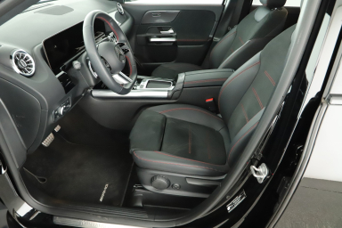 Mercedes-Benz GLA - 2024