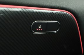 Mercedes-Benz GLA - 2024