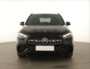 Mercedes-Benz GLA - 2024