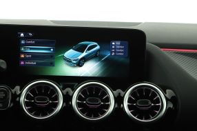 Mercedes-Benz GLA - 2024